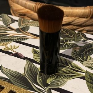 Authentic CHANEL Foundation Brush